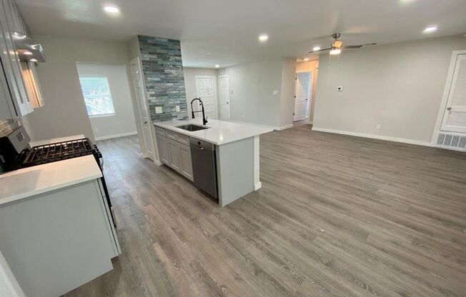 3 beds, 2 baths, $2,150