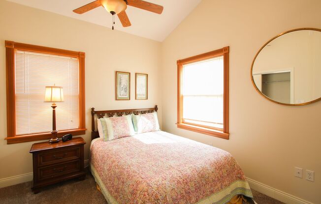 3 beds, 3 baths, 2,000 sqft, $2,850