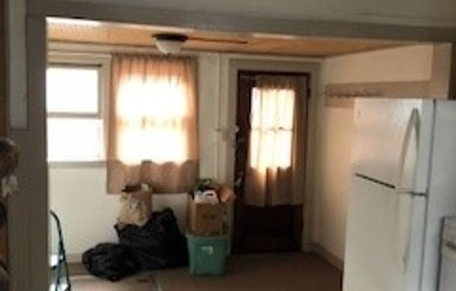 1 Bedroom 1 Bonus Room House on 3rd Ave.