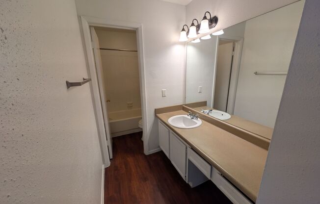 Studio, 1 bath, 415 sqft, $695, Unit 1127