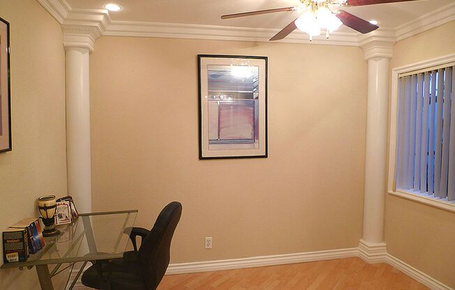 2 beds, 2 baths, 910 sqft, $2,595, Unit 410