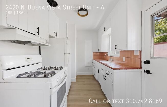 2420 N Buena Vista St