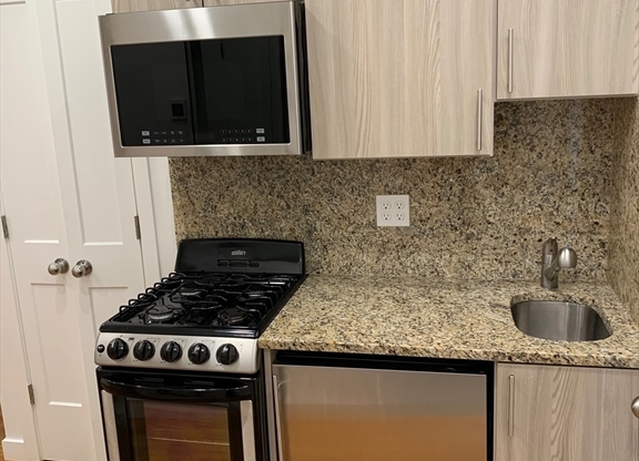 Studio, 1 bath, $1,550, Unit 2