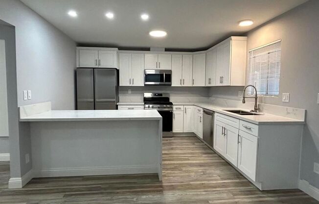 ***Available Now***  4 bedroom, 2 bath home in Imperial Beach