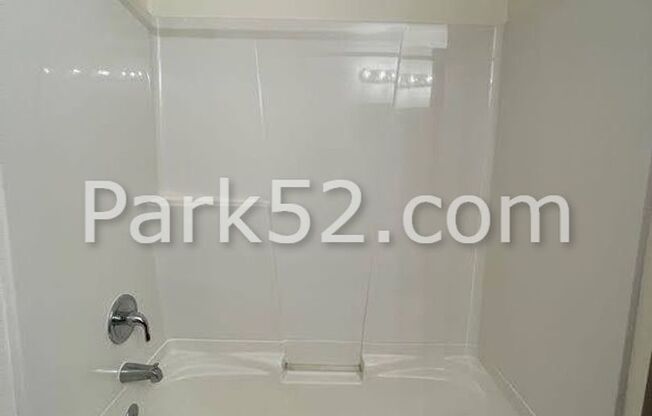 2 beds, 1 bath, $1,350