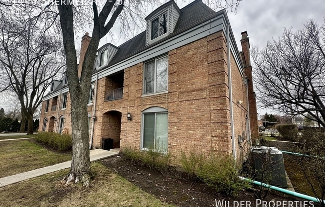 1445 SHERMER RD