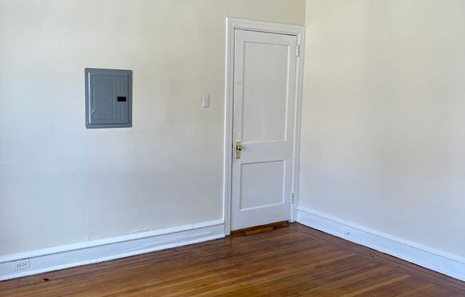 1 bed, 1 bath, 725 sqft, $1,195, Unit 4801-B1