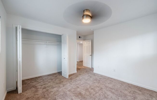 3 beds, 2 baths, 1,200 sqft, $1,995, Unit 2290-03