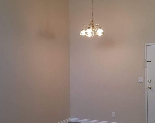 1 bed, 2 baths, 758 sqft, $2,000, Unit # 324