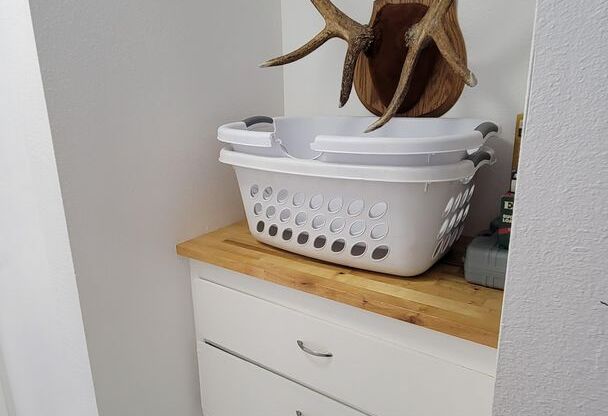 Studio, 1 bath, $1,065, Unit 308