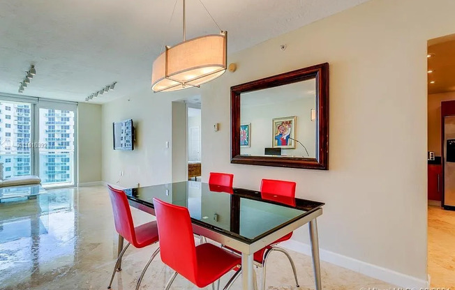 3000 S Ocean Dr