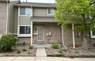 Spacious 2 Bed 2.5 Bath in the heart of Indian Creek