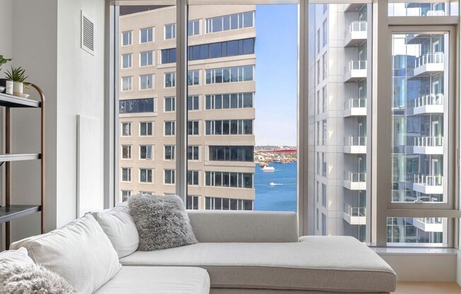 1 bed, 1 bath, 691 sqft, $5,650, Unit 1912