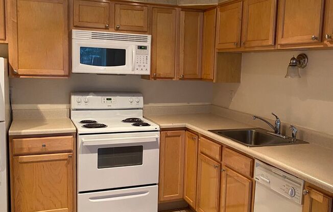 1 bed, 1 bath, 600 sqft, $1,695, Unit 103