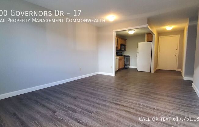 900 GOVERNOR'S DRIVE