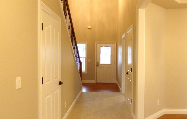 5 Bedroom Home in South Salem! Near I-5