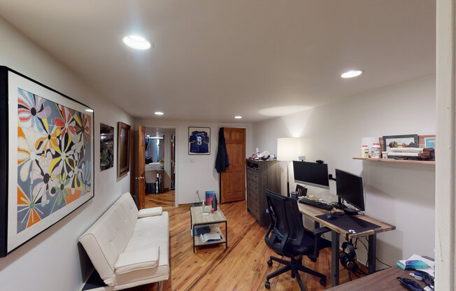 4 beds, 2 baths, $10,500, Unit 2FL