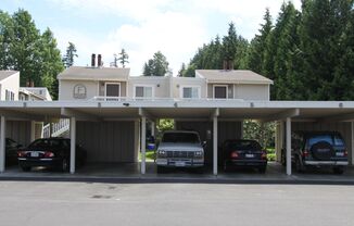 Ground floor condo at Evergreen Villa in Kirkland