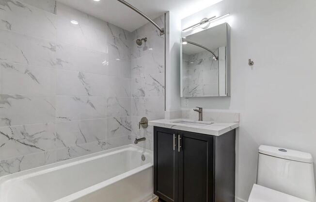 2 beds, 2 baths, 872 sqft, $3,995, Unit 229
