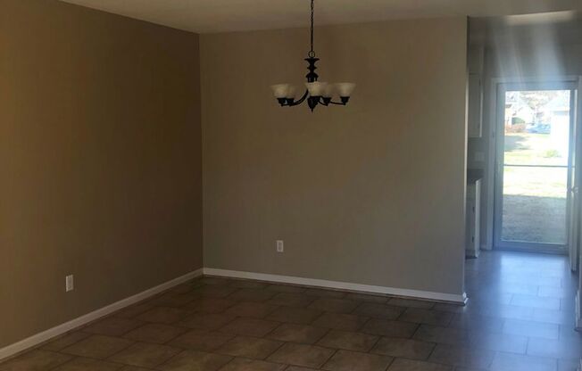 Beautiful Townhome 2Bed/ 1 Bath