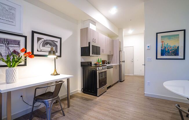 Studio, 1 bath, 242 sqft, $1,295, Unit 111