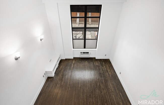1 bed, 1 bath, $5,000, Unit LB