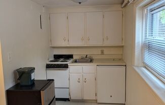 Studio, 1 bath, 200 sqft, $1,650, Unit 2