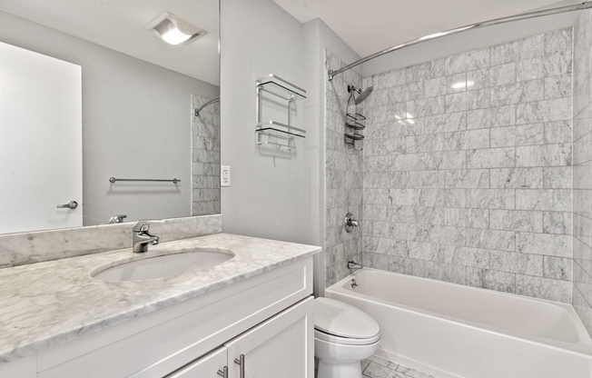 1 bed, 1 bath, 657 sqft, $3,500, Unit L515