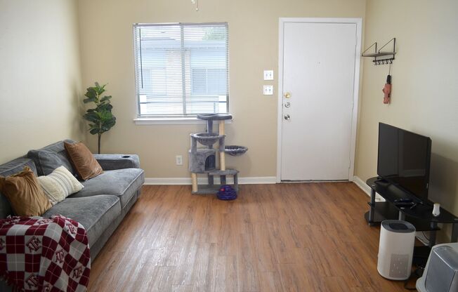 UT condo for lease