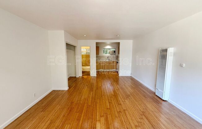 362 N. San Vicente Blvd.