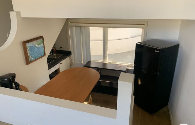 1 bed, 1 bath, 1,000 sqft, $2,600, Unit GUESTHOUSE