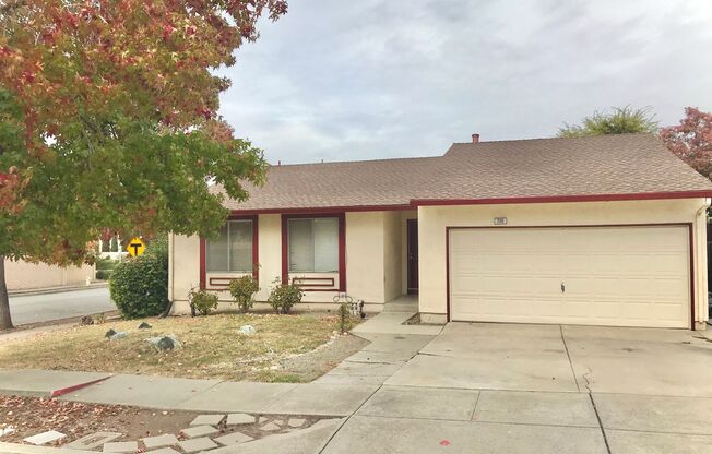 Lovely home in Warm Springs neighborhood – minutes away from Hwy 680!