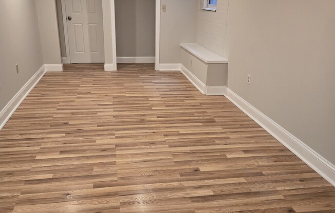 4 beds, 2 baths, $4,900, Unit 101