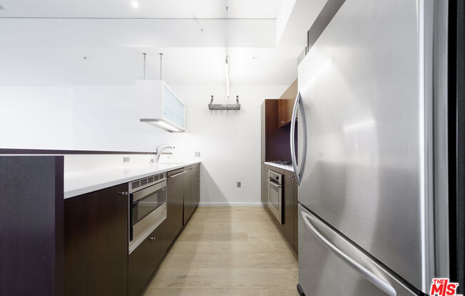 2 beds, 2 baths, 1,140 sqft, $4,500, Unit 1406