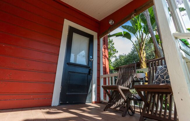 703 Manzanita Avenue