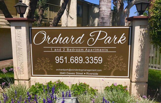 2 beds, 1 bath, 896 sqft, $2,195, Unit 058