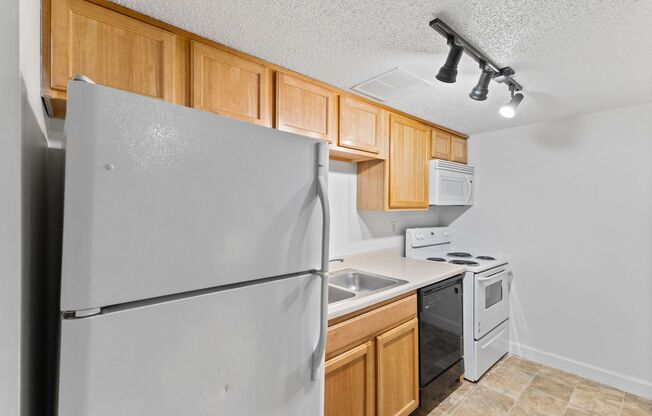 1 bed, 1 bath, 517 sqft, $675, Unit 3609-B4