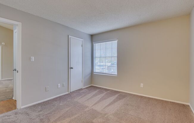 2 beds, 2 baths, 1,100 sqft, $1,165, Unit 606