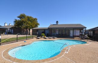 602 Bellaire Dr. Apt B