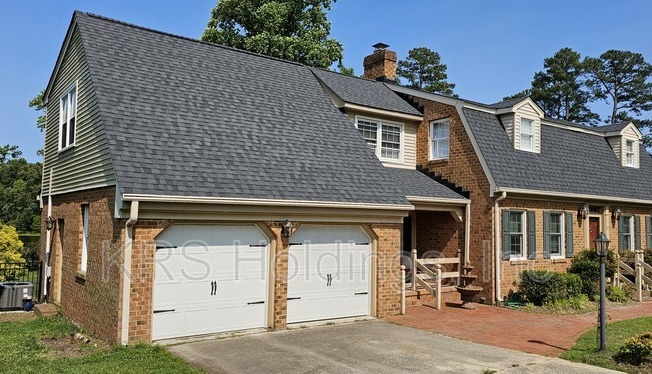 1205 MT PLEASANT DR