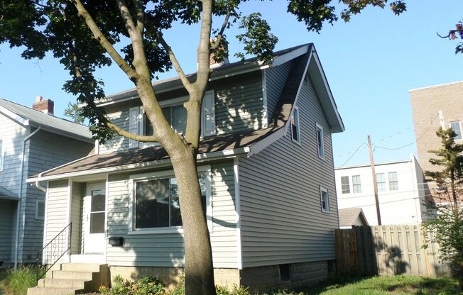 Rare Grandview 2 Bedroom Single Family Home