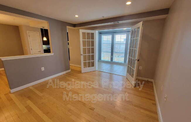 4151 S FOUR MILE RUN DR