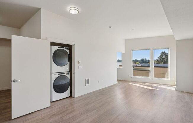1 bed, 1 bath, 800 sqft, $1,695