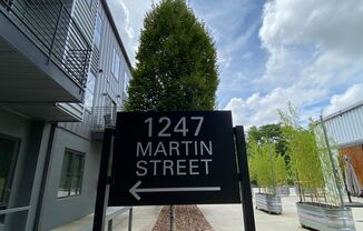 1247 Martin St. #202