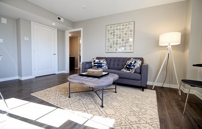 1 bed, 1 bath, 574 sqft, $1,225, Unit 301