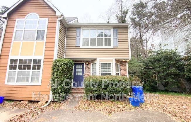 5196 LAUREL BRG CT SE