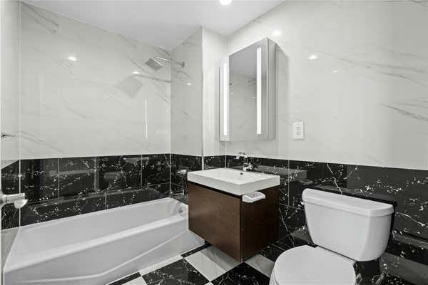 1 bed, 1 bath, 403 sqft, $2,150, Unit 12A