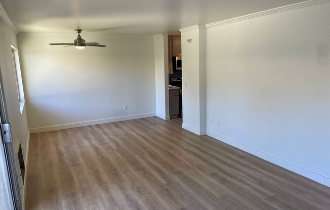 1 bed, 1 bath, 800 sqft, $2,195, Unit #55
