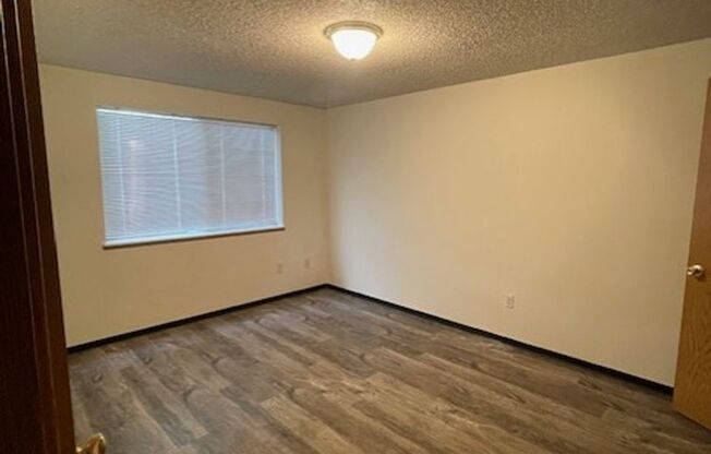 2 beds, 2 baths, 1,027 sqft, $1,450, Unit 71