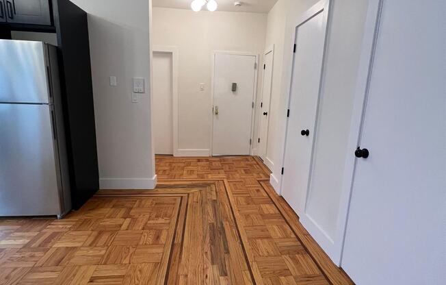486 E 95 ST
